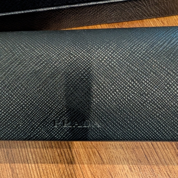 PRADA Glass case And Box - Picture 3 of 7